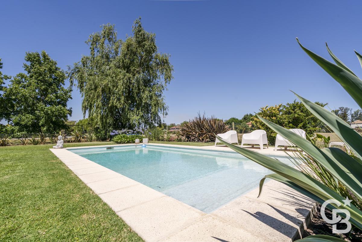 Foto de Casa en venta. Estancias del Pilar, Champagnat. 4 dorm. Suite en PB y, imagen 5