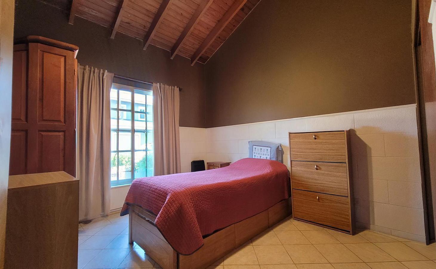 Foto de Impecable casa en una planta en Green Park, imagen 2