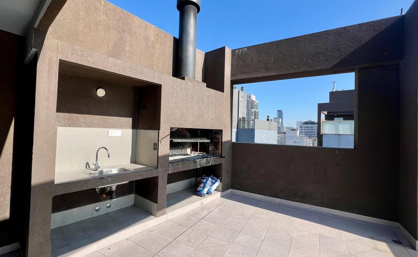 Foto de DEPARTAMENTO 2 AMBIENTES EN PLANTA BAJA – APTO PROFESIONAL – AMENITIES, imagen 2