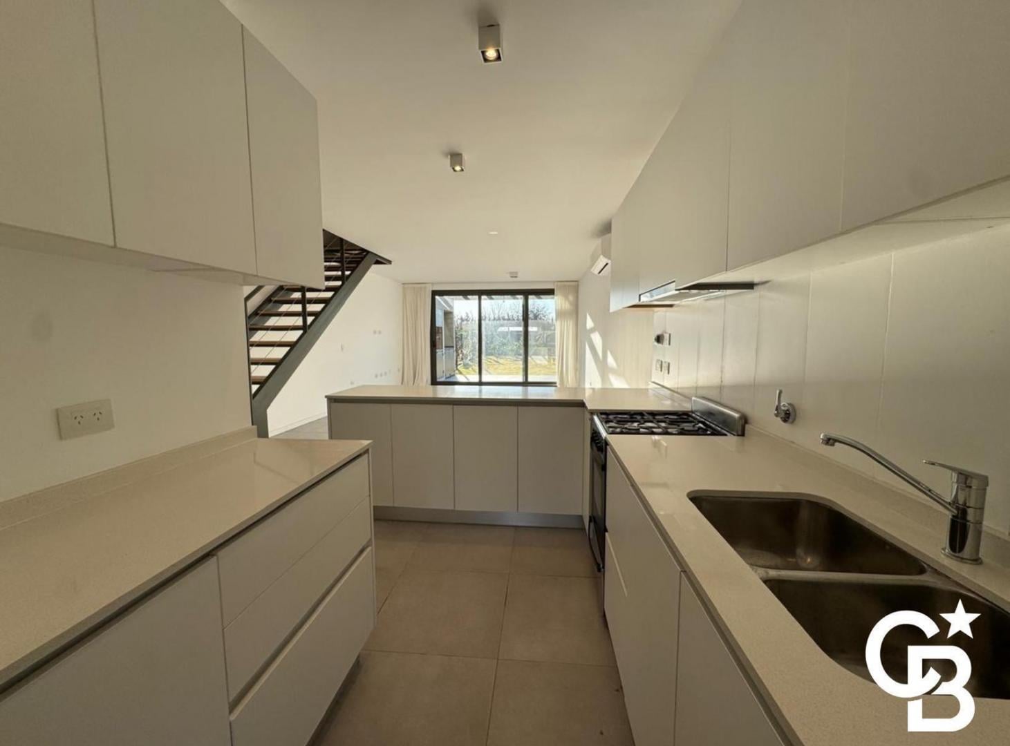 Foto de Townhouse en alquiler - Oliden Joven, imagen 2