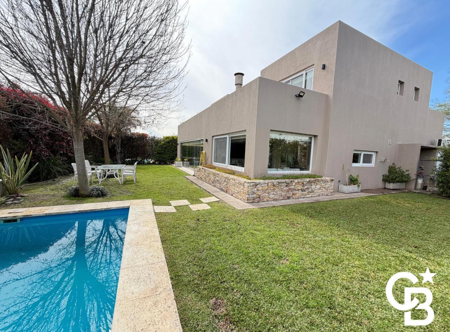Foto de Casa en alquiler / venta - Ayres Plaza - Pilar, imagen 1