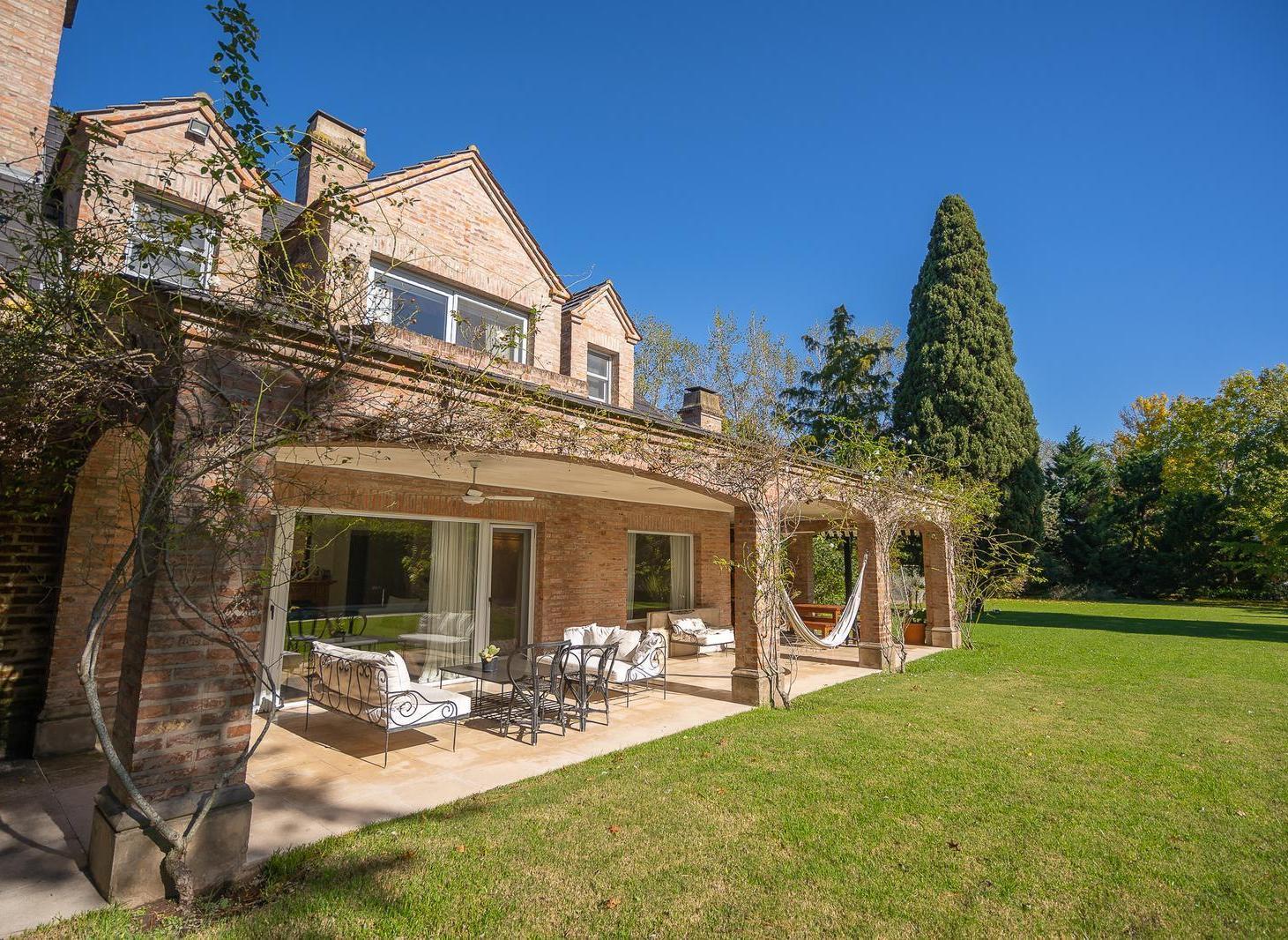 Foto de Casa en venta-4 ambientes-Mayling CC, imagen 1