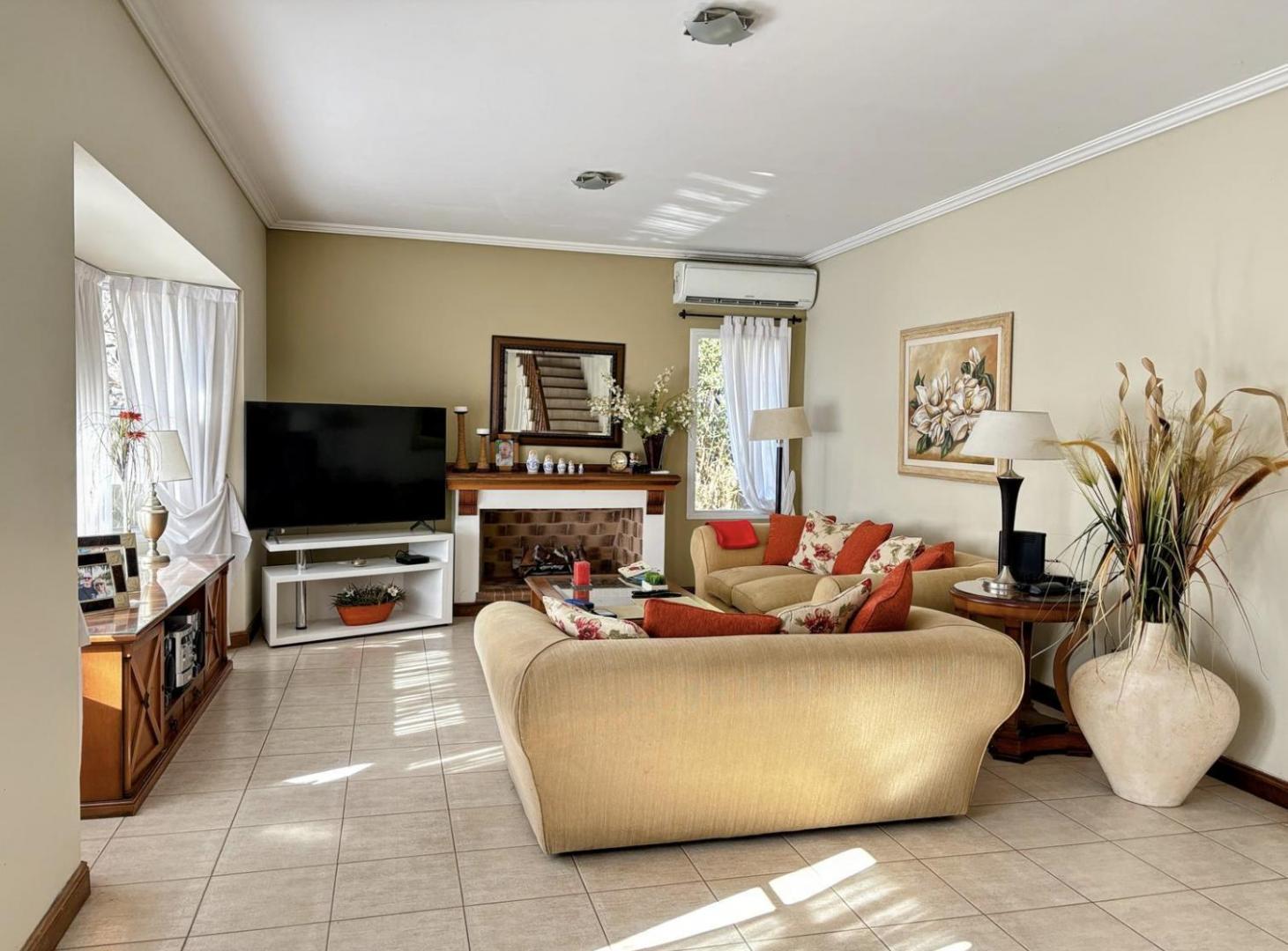 Foto de Casa con Suite en PB en La Delfina, imagen 2