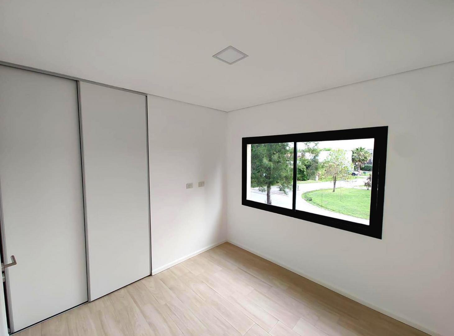 Foto de Depto 3 amb con jardin VENTA Altos de la Cañada, imagen 4