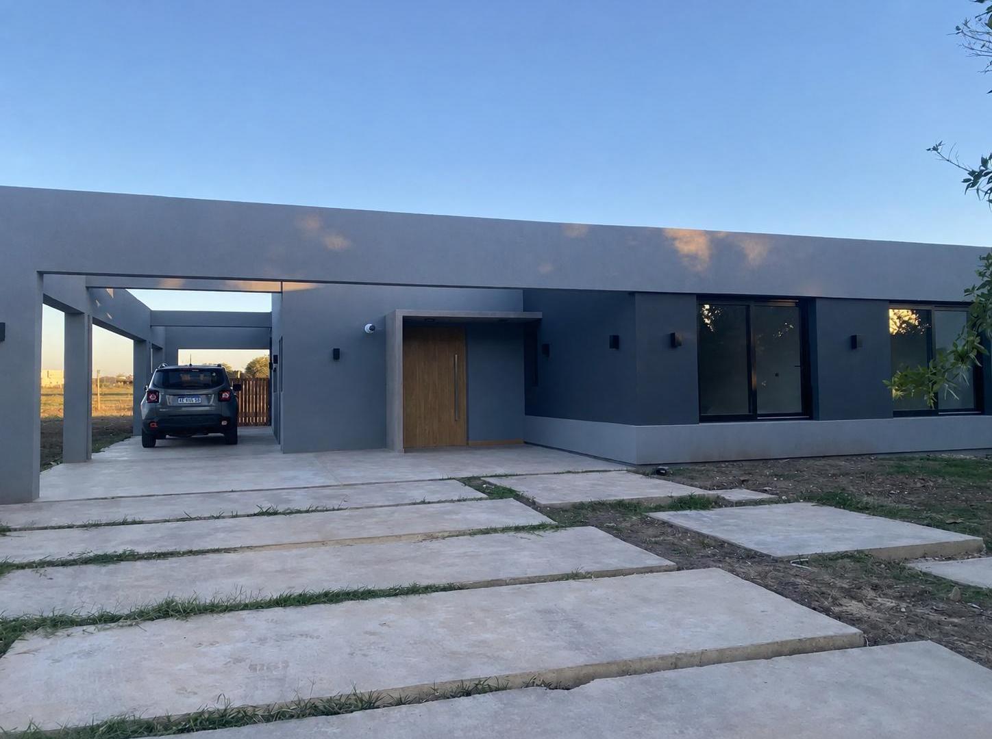Foto de Casa en Venta 3 dormitorios San Sebastian Area 12, imagen 2