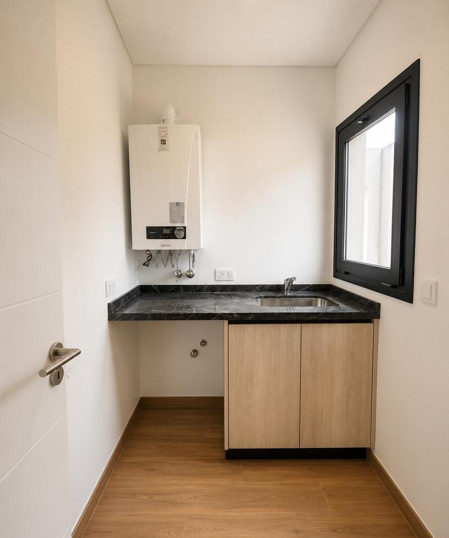 Foto de Casa en Venta 3 dormitorios San Sebastian Area 12, imagen 3
