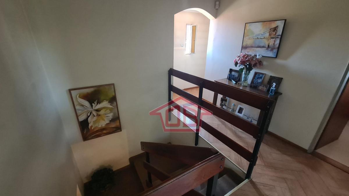 Chalet con Áreas Exclusivas Para Familia y Negocio 5