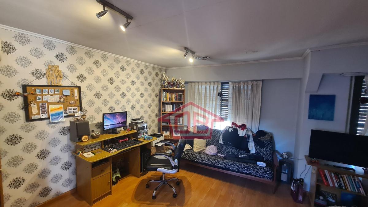 Chalet con Áreas Exclusivas Para Familia y Negocio 4