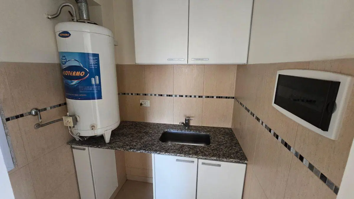 Departamento de 40 m² 1 Dormitorio en Alquiler en Remedios de Escalada 8