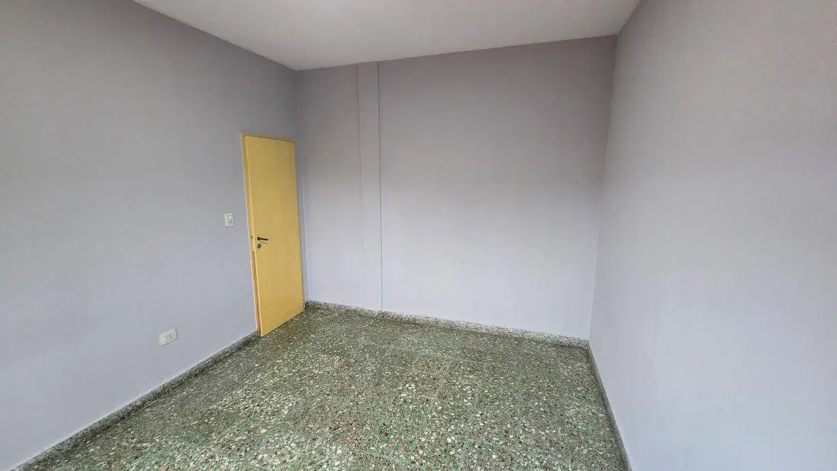Casa de 80 m2 con 2 dormitorios en alquiler en San José 5