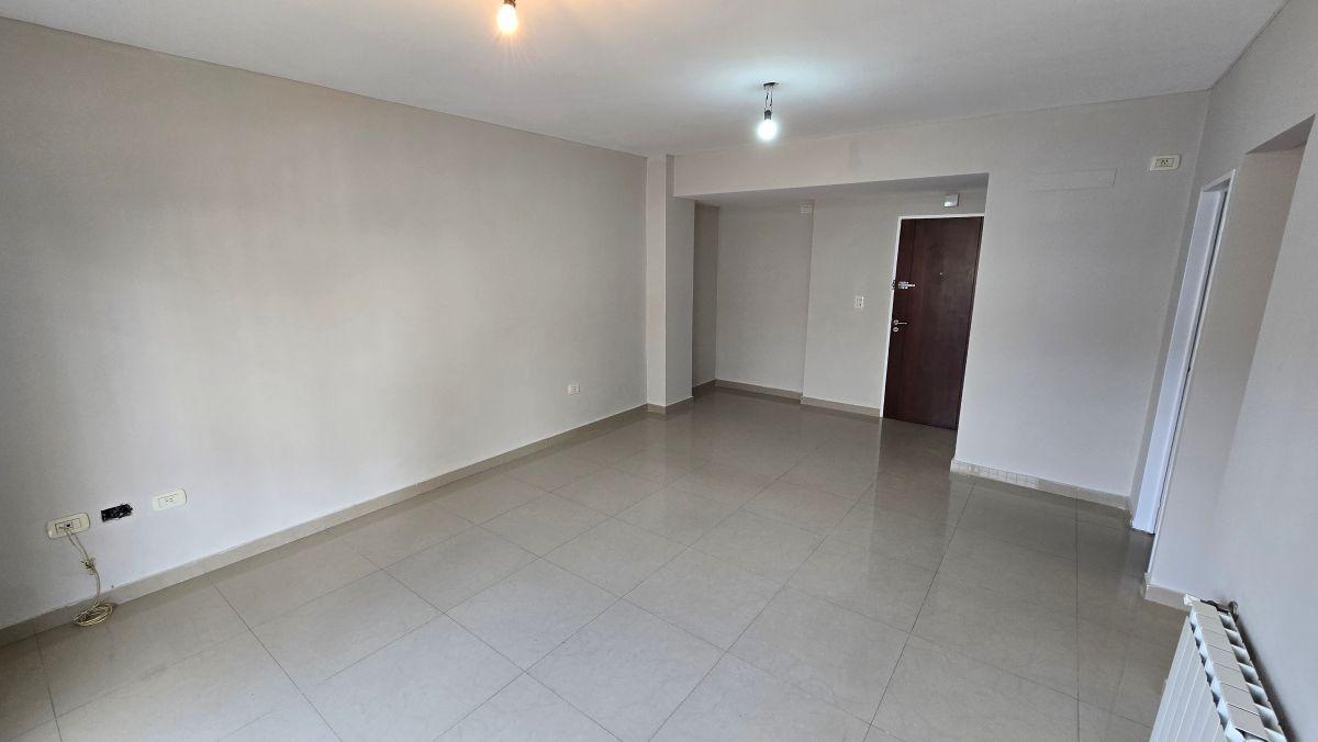 Foto de Departamento de 74 m² con 2 dormitorios en venta en Lanús Este, imagen 1