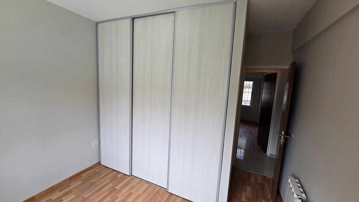 Foto de Departamento de 74 m² con 2 dormitorios en venta en Lanús Este, imagen 5