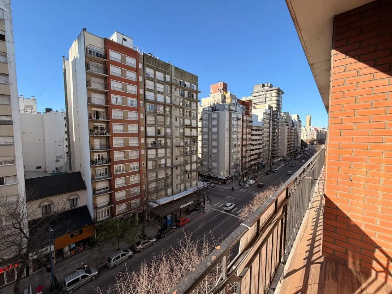 VENT 3 AMB.C/ DEPENDENCIA MAR DEL PLATA 4