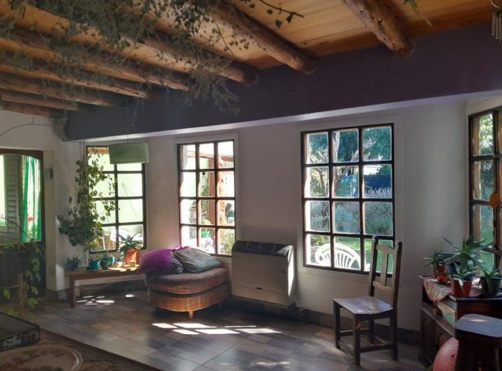 Casa en Esquel con 2 dormitorios y patio. 3