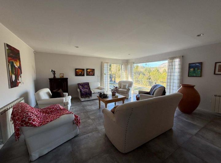 Casa con Pileta Climatizada - Esquel, Villa Ayelén 4