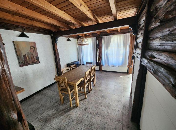 CASA ARANCIO, 5 Habitaciones en Av. Ameghino 1641 3