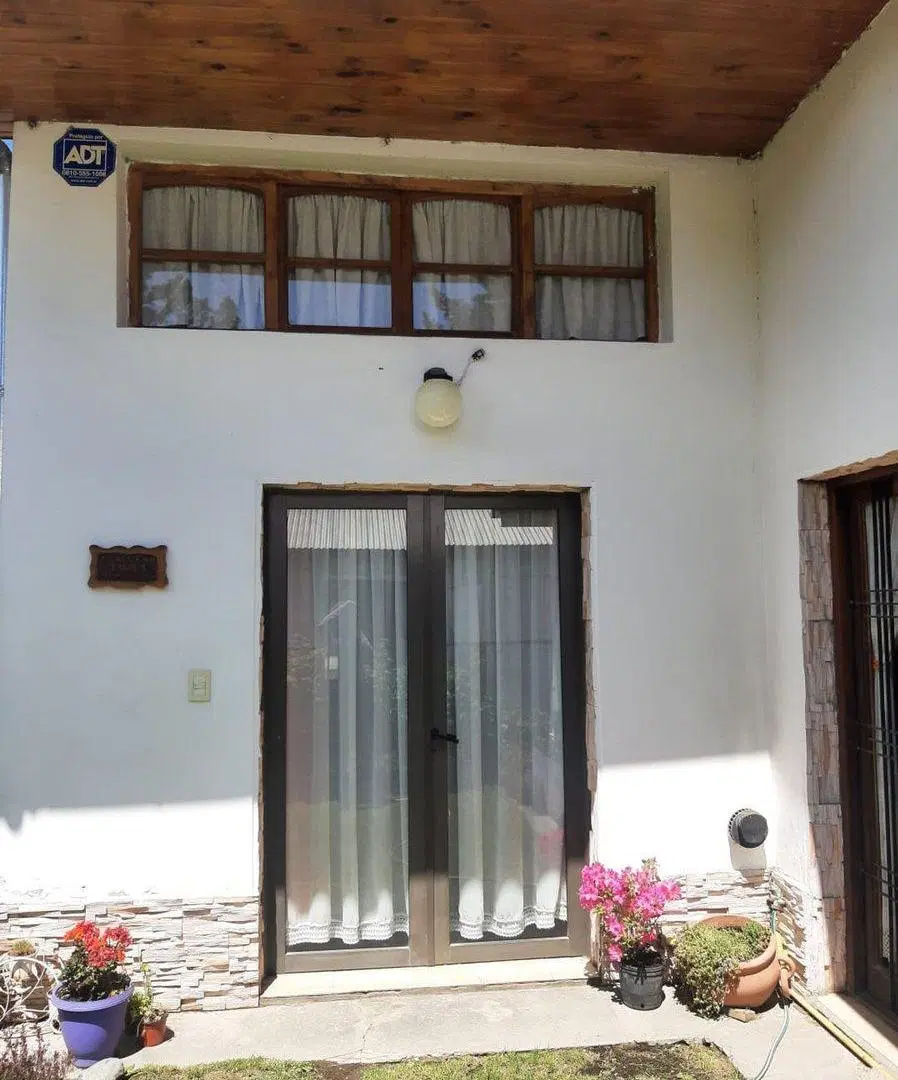 Casa de 1 dorm.  Av. Alvear -Centro Esquel 4