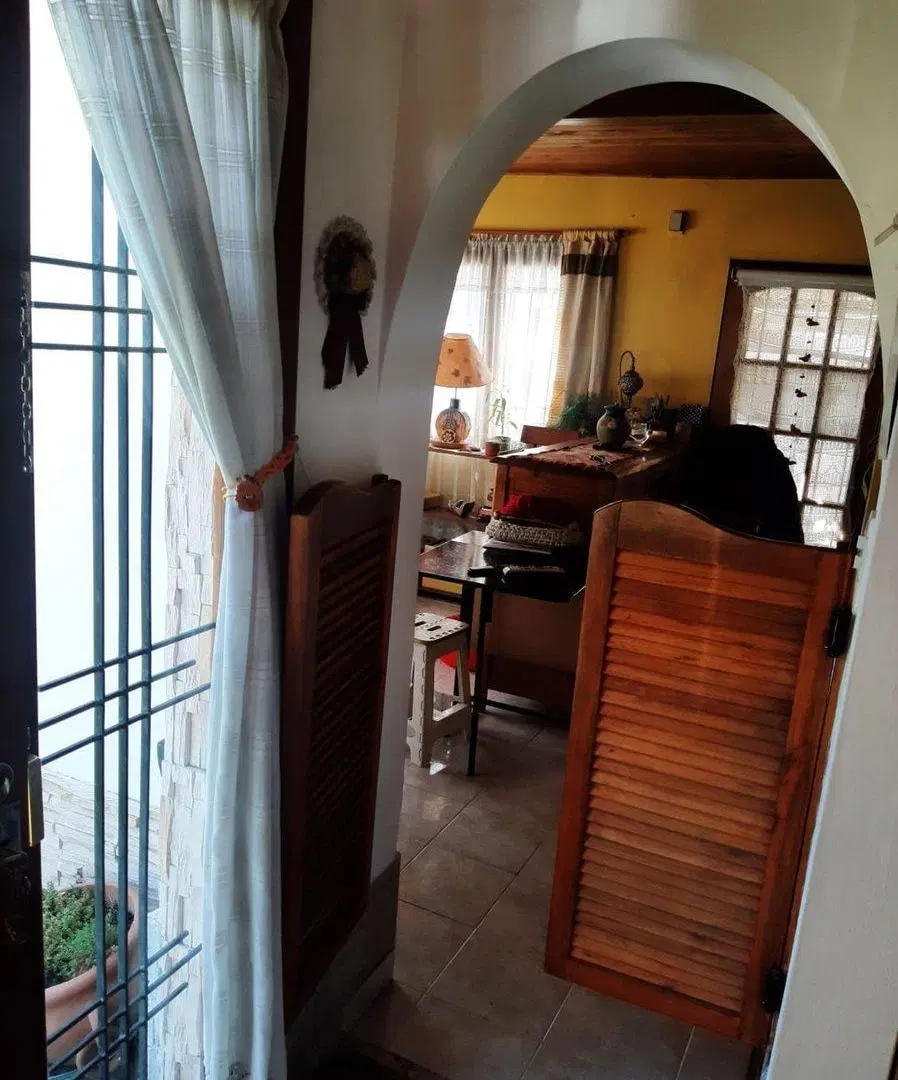 Casa de 1 dorm.  Av. Alvear -Centro Esquel 3