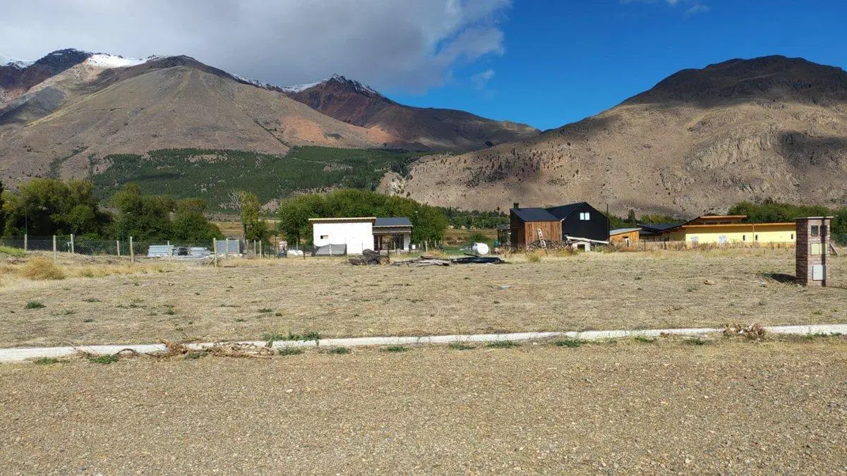 LOTE DE 850M2 A 100 MTS RUTA DE INGRESO A ESQUEL 4