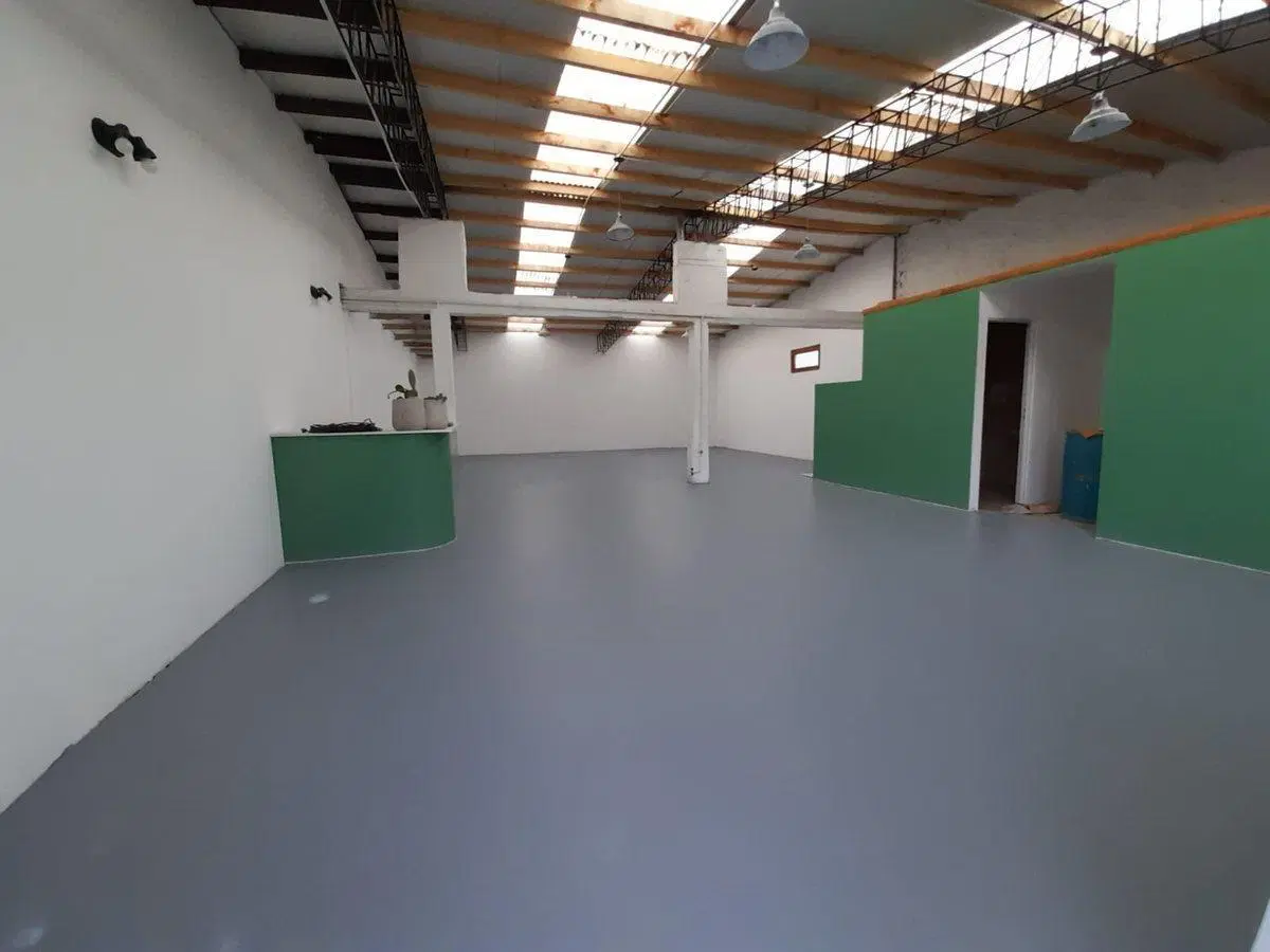 SALON COMERCIAL-CASA 2 DORM-DEPTO MONO AMBIENTE 4