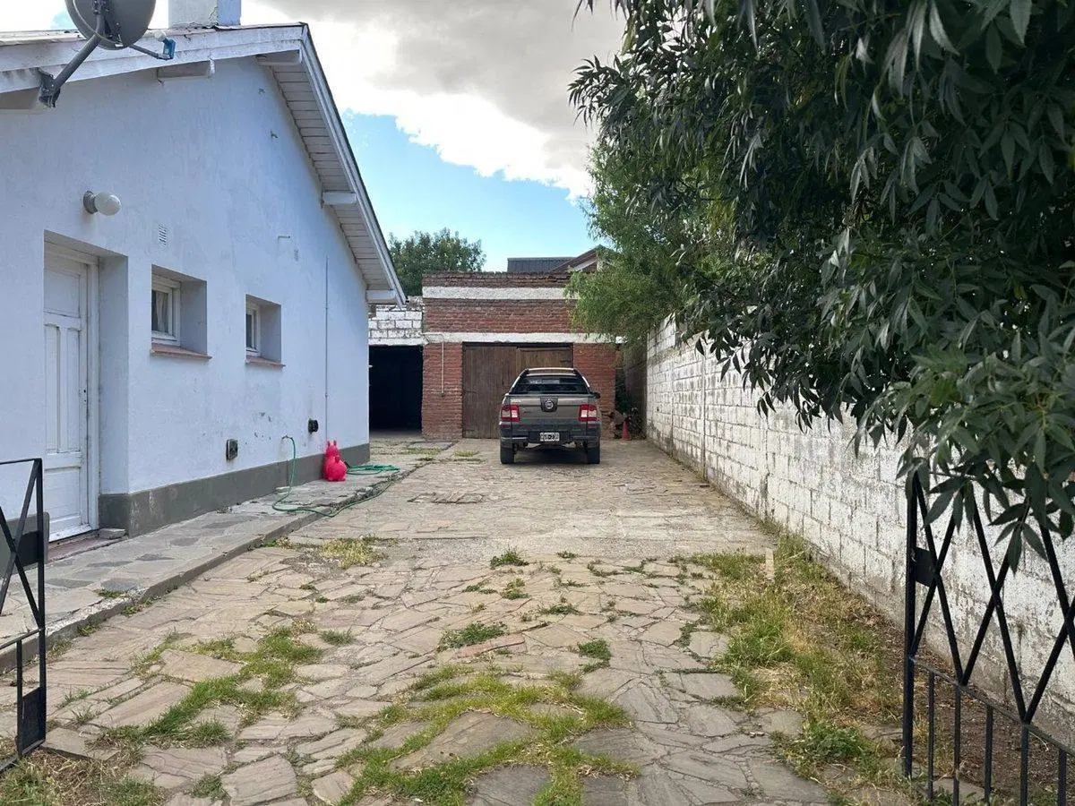 Casa 3 ambientes sobre Calle Don Bosco, Esquel 4