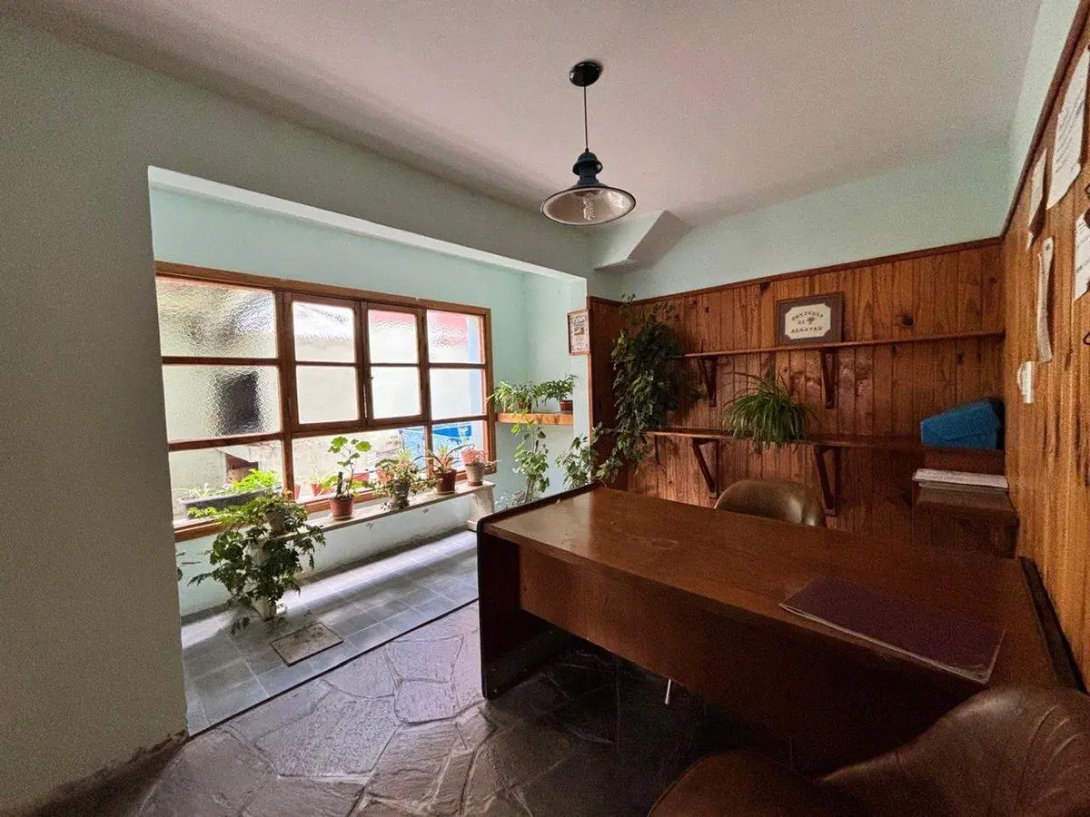 Hosteria en Esquel con 13 Habitaciones + Casa. 5