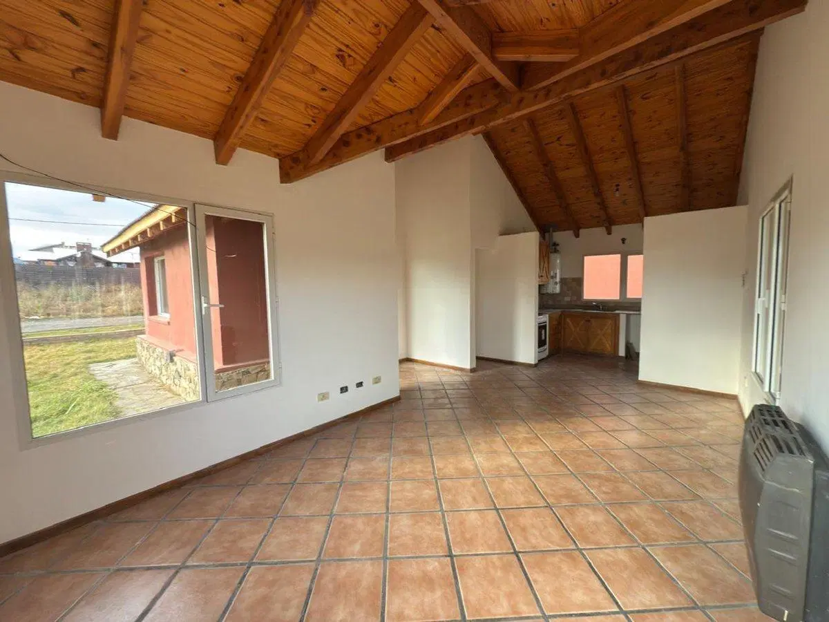 Casa centrica en Trevelin APTA CREDITO 5