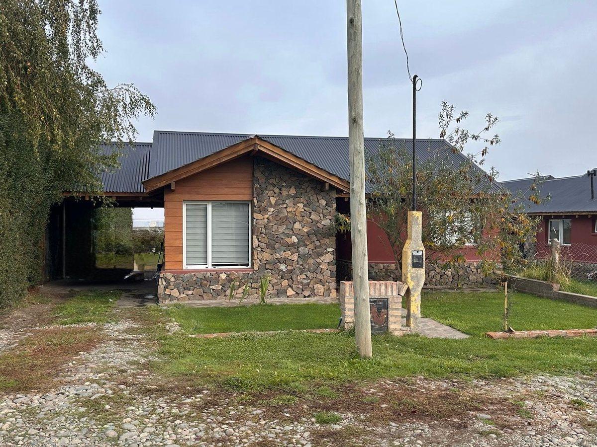 Casa centrica en Trevelin APTA CREDITO
