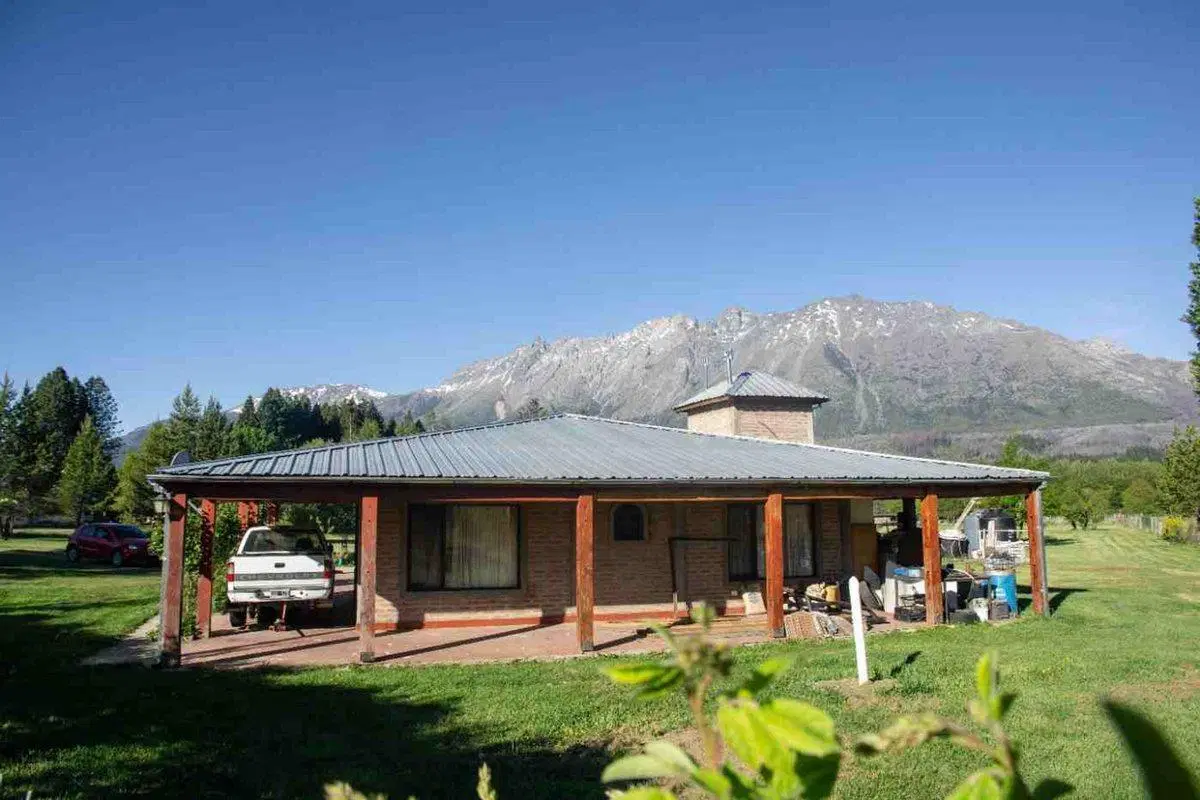 Propiedad exclusiva en Las Golondrinas, Lago Puelo 5