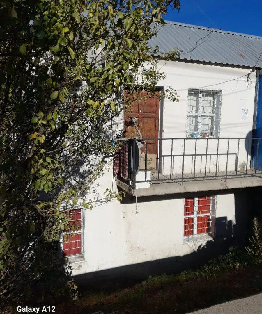 Casa de dos plantas con gran potencial 3
