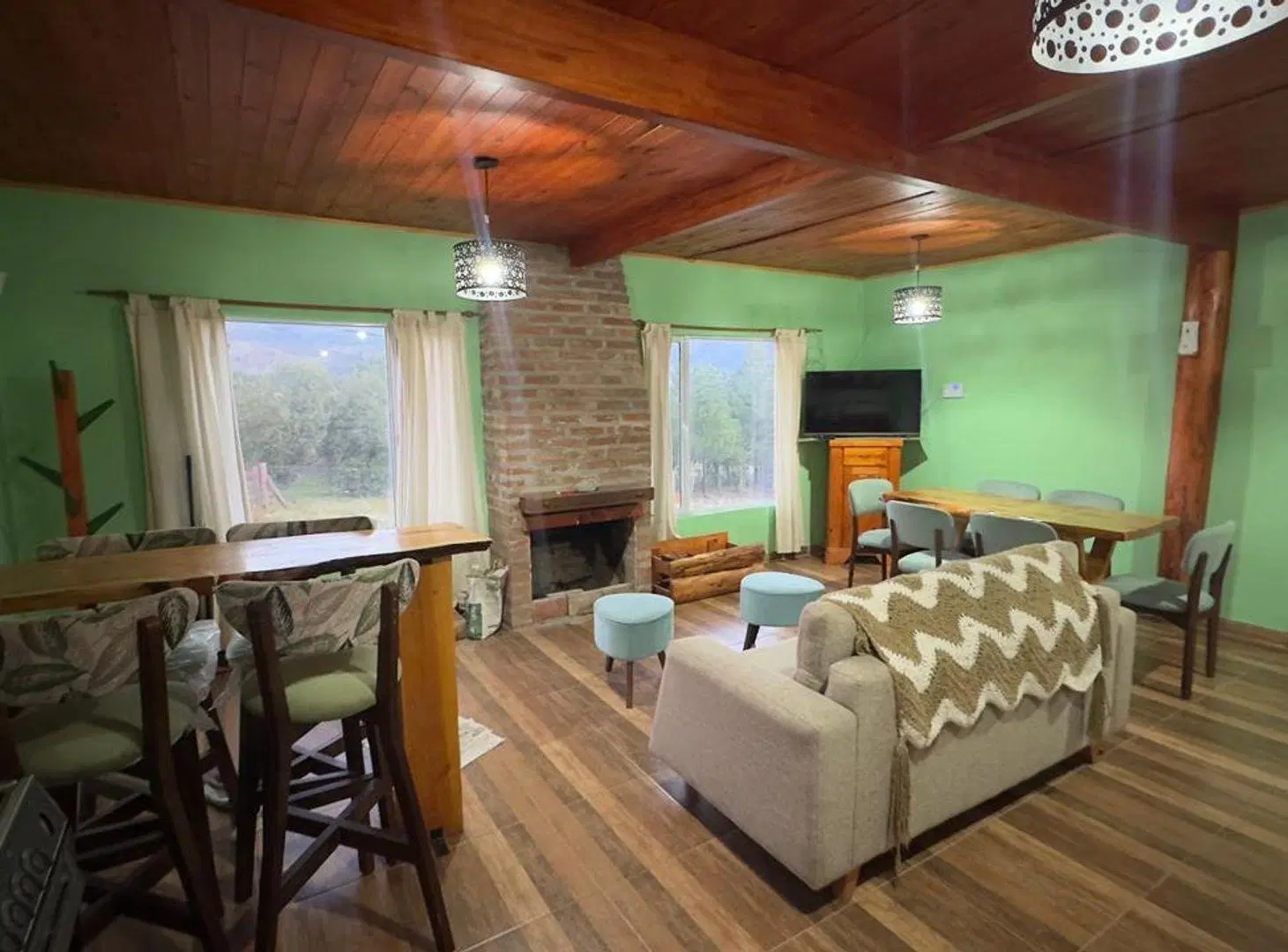 Casa con vista al Cerro Epuyén en Barrio Alto 4