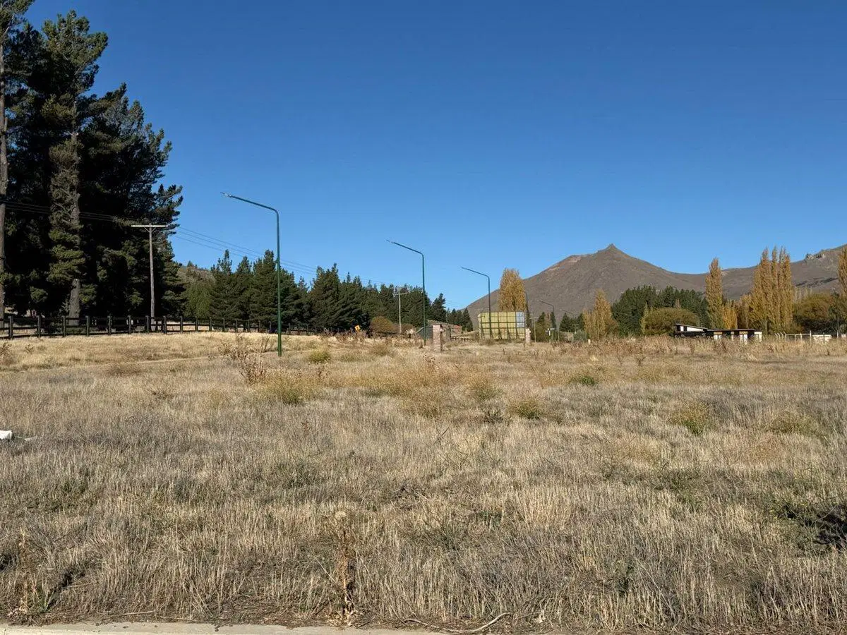 Terreno en Esquel 3