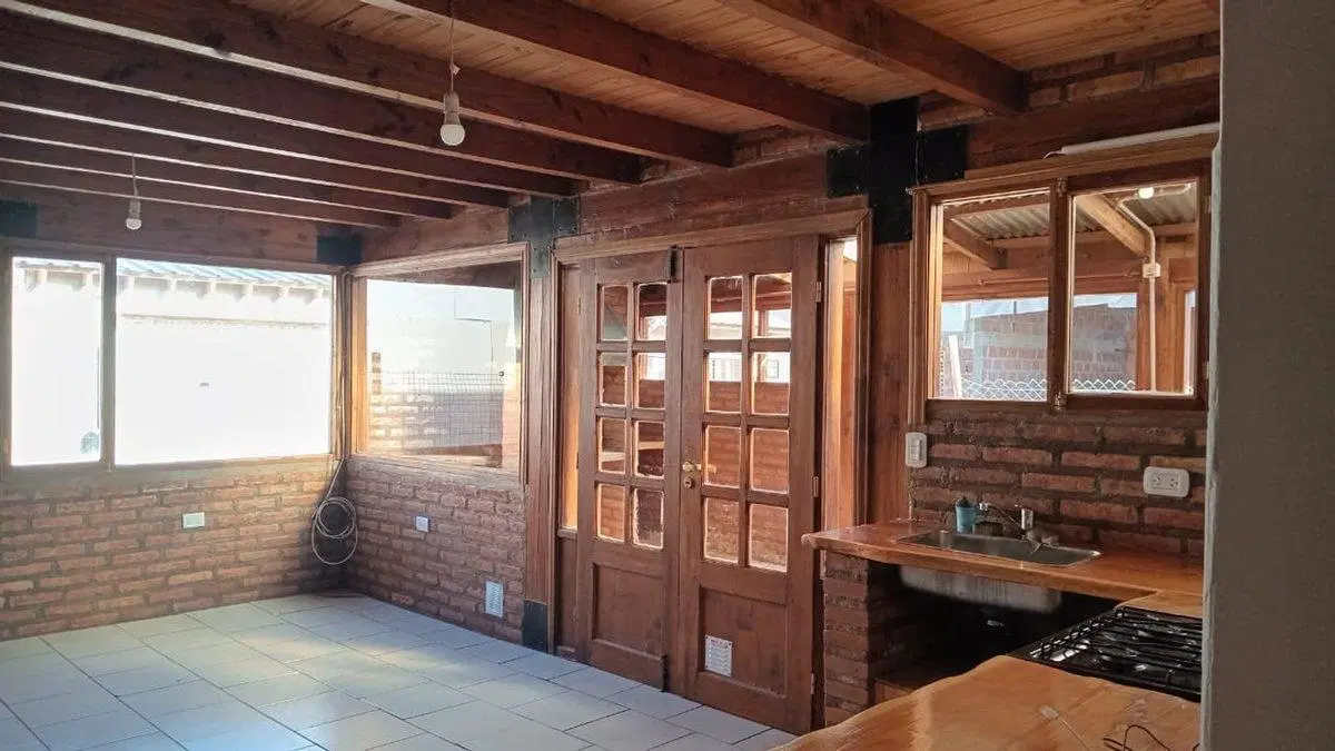 Casa en Esquel con Patio y Quincho. 3