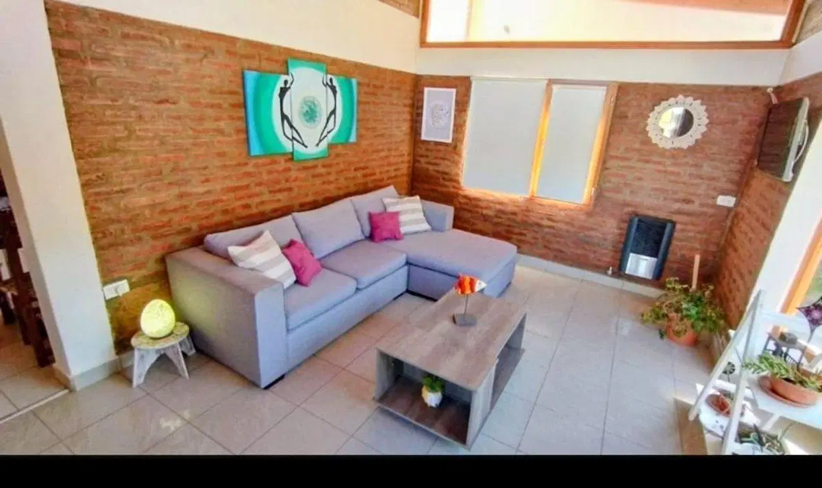 CASA 3 DORM-2BAÑOS- 2 PLANTAS-FINANCIACION- 4