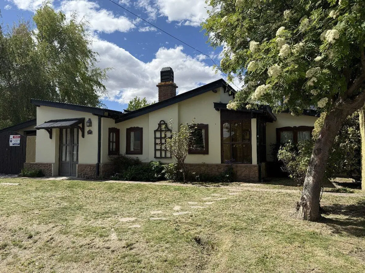 Casa en Esquel con Patio 3 Domitorios Apto Crédito 3