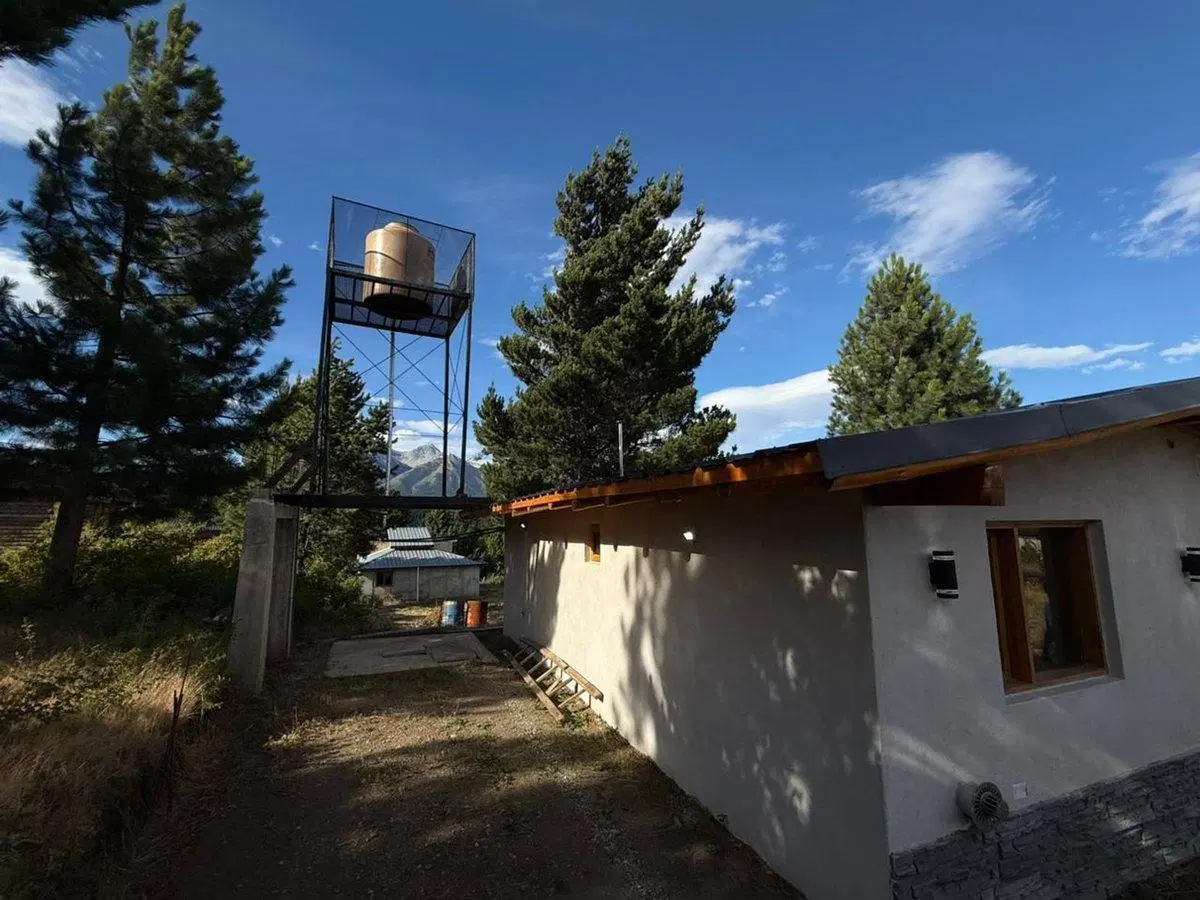 Casa a estrenar Barrio Alto Epuyén 3