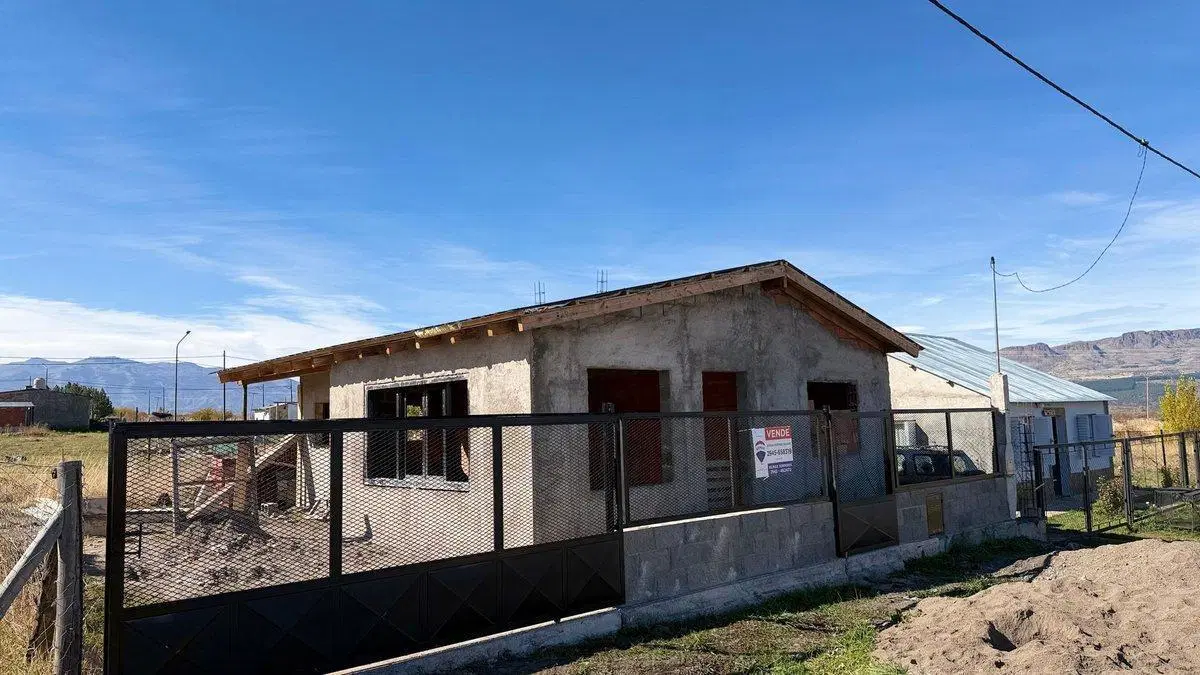 Casa en Trevelin - Oportunidad con Servicios 3