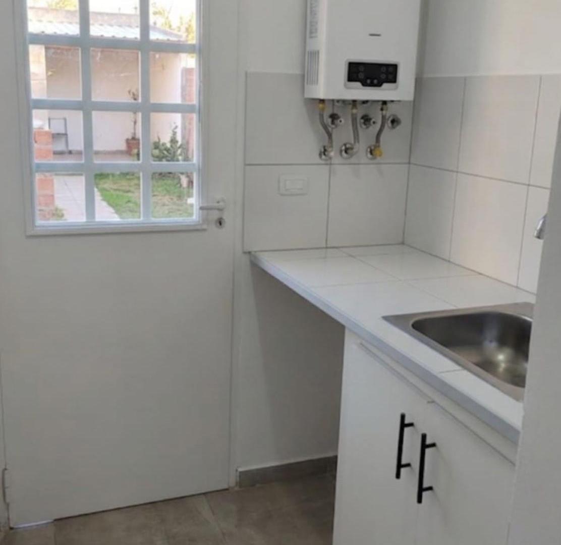 Foto de Casa a Estrenar - 2 dorm. + Estudio en Trevelin, imagen 3