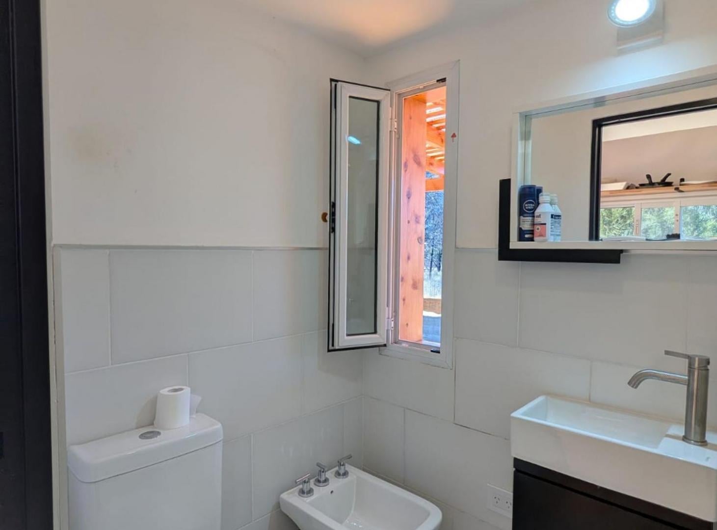 Foto de 2 viviendas Potencial de Inversión Villa del Lago, imagen 2