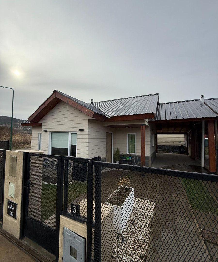 Foto de Casa con Quincho Barrio Pioneros, imagen 2