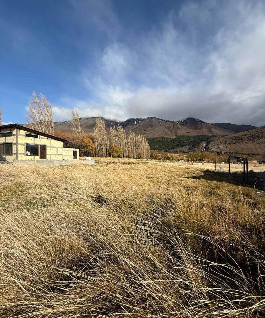 Terreno en Ingreso a Esquel - LOS COIHUES