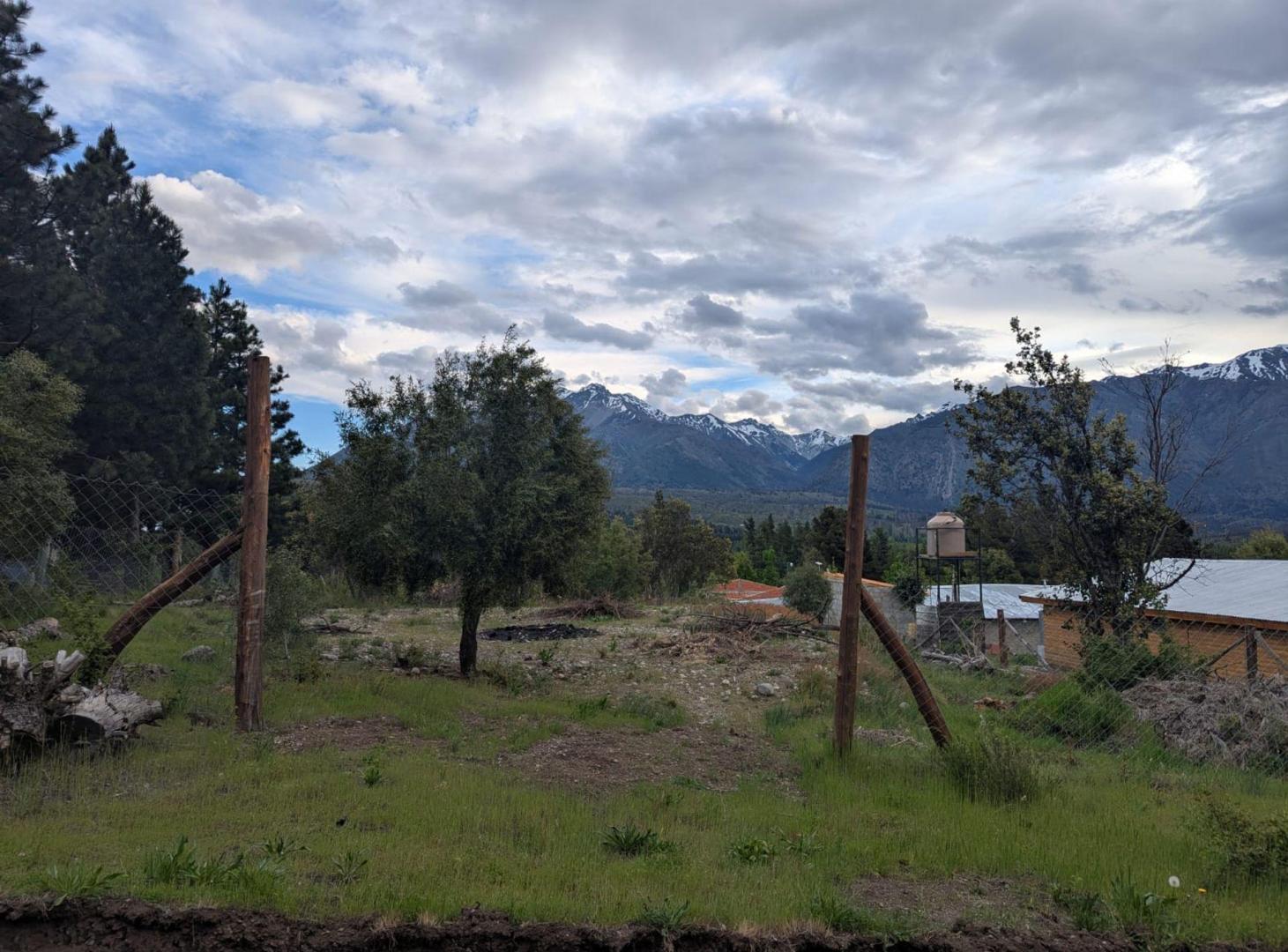 Foto de Lote 600 m² nivelado y cercado, vistas a Cerros, imagen 2