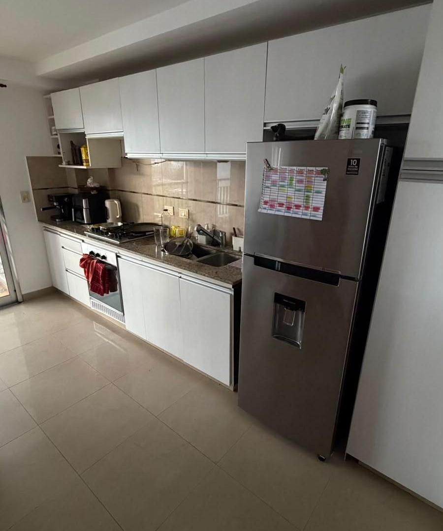 Foto de Av 60 y 9 La Plata - Dueño alquilo piso de categoría, moderno. 2 dorm, imagen 5