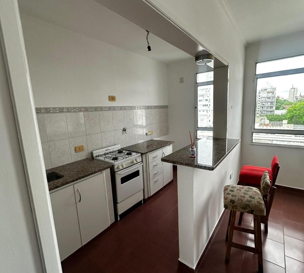 Foto de Av13y37. La Plata. Plaza Belgrano. Dueño Alquilo Depto 1 Dormitorio, imagen 3