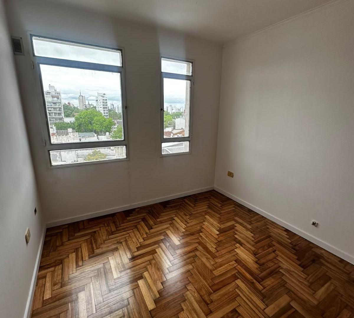 Foto de Av13y37. La Plata. Plaza Belgrano. Dueño Alquilo Depto 1 Dormitorio, imagen 4