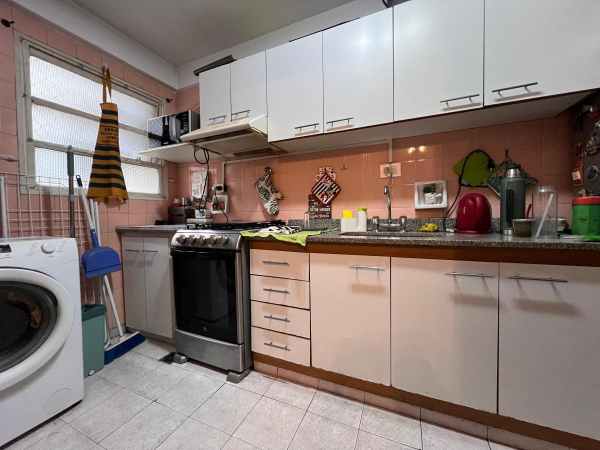 Departamento 3 Ambientes Sobre Av Rivadavia 2