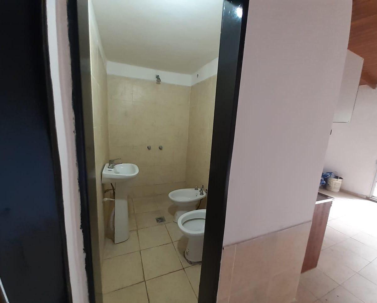 Venta Departamento en Berazategui Oeste 5