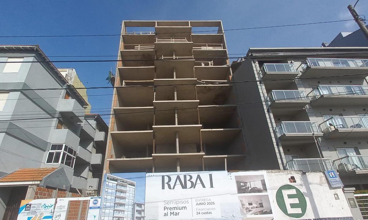 Departamento 3 Ambientes en Venta con Plena Vista Al Mar en San Bernardo 3