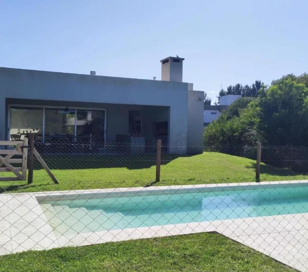 Casa en Barrio Residencial I 193 Costa Esmeralda con Piscina 5