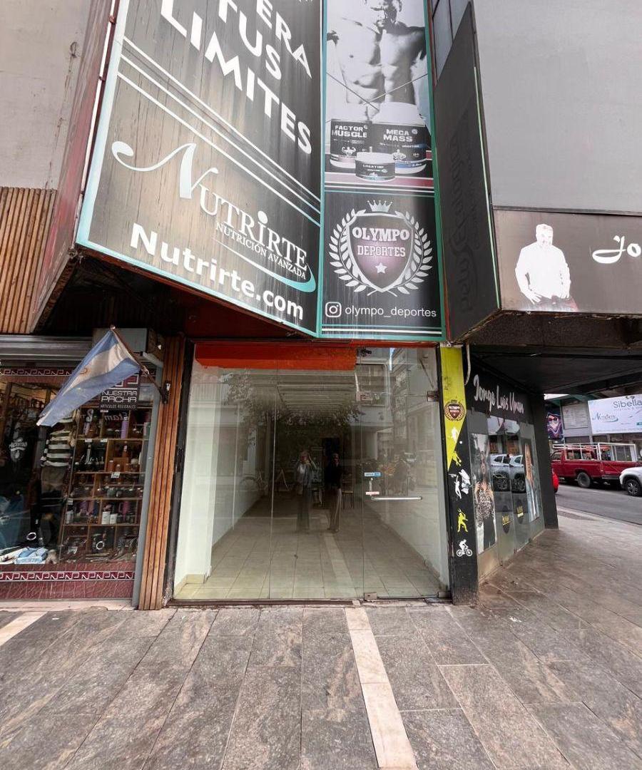 ALQUILER DE LOCAL COMERCIAL CENTRO SOBRE CALLE 9 DE JULIO 397